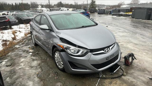 5NPDH4AE1GH798498 - 2016 HYUNDAI ELANTRA SE SILVER photo 4