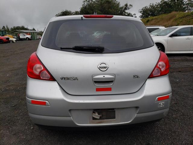 3N1BC13E28L422303 - 2008 NISSAN VERSA S SILVER photo 6