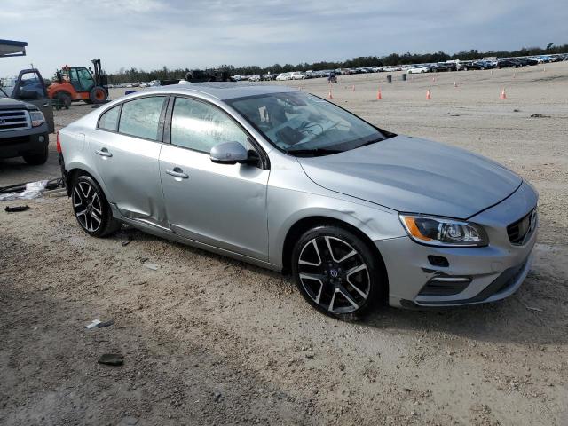 YV126MFL7J2456240 - 2018 VOLVO S60 DYNAMIC SILVER photo 4