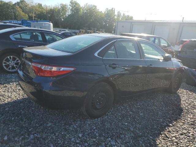 4T1BF1FK7HU448645 - 2017 TOYOTA CAMRY LE BLUE photo 3