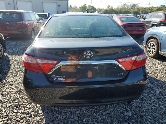 4T1BF1FK7HU448645 - 2017 TOYOTA CAMRY LE BLUE photo 6