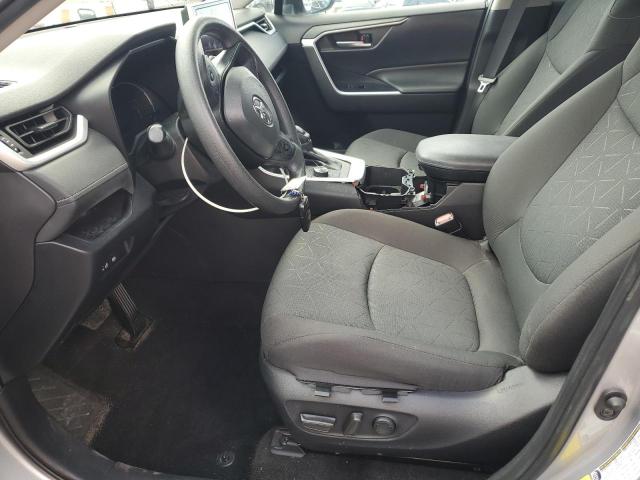 4T3RWRFV7PU106867 - 2023 TOYOTA RAV4 XLE SILVER photo 7