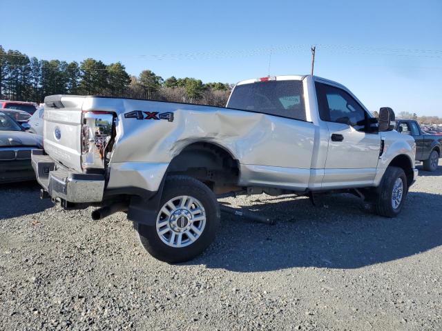 1FTBF2B6XHEB56131 - 2017 FORD F250 SUPER DUTY SILVER photo 3