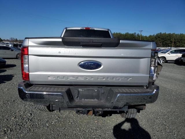 1FTBF2B6XHEB56131 - 2017 FORD F250 SUPER DUTY SILVER photo 6