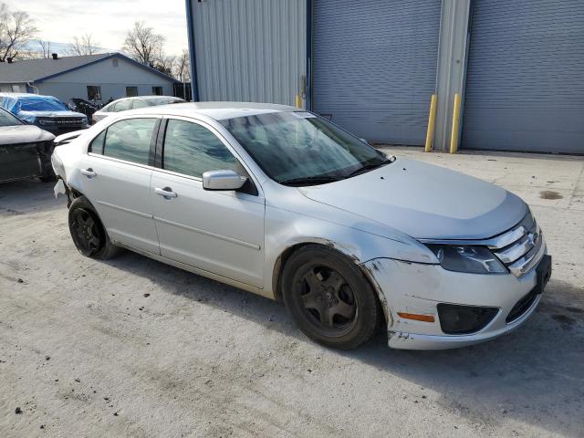 3FAHP0HA0AR349601 - 2010 FORD FUSION SE SILVER photo 4