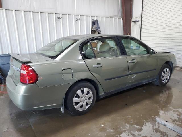 1G1ZS52F74F156144 - 2004 CHEVROLET MALIBU GREEN photo 3