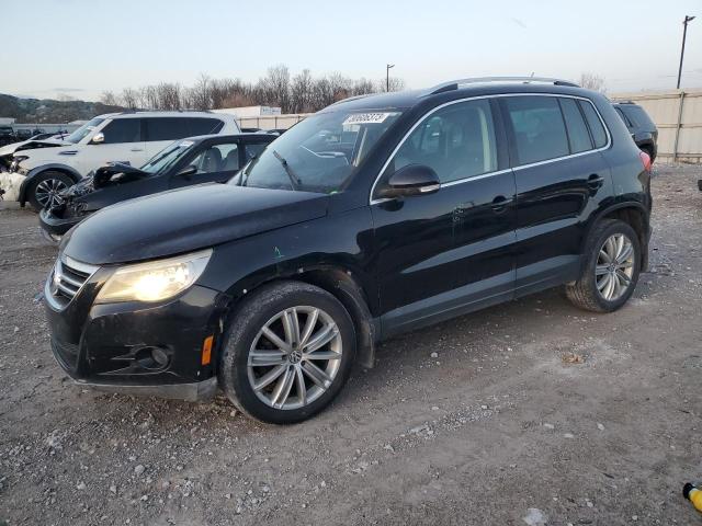 2010 VOLKSWAGEN TIGUAN SE, 