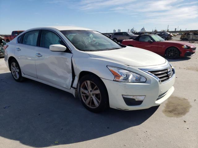 1N4AL3AP3DN481112 - 2013 NISSAN ALTIMA 2.5 WHITE photo 4