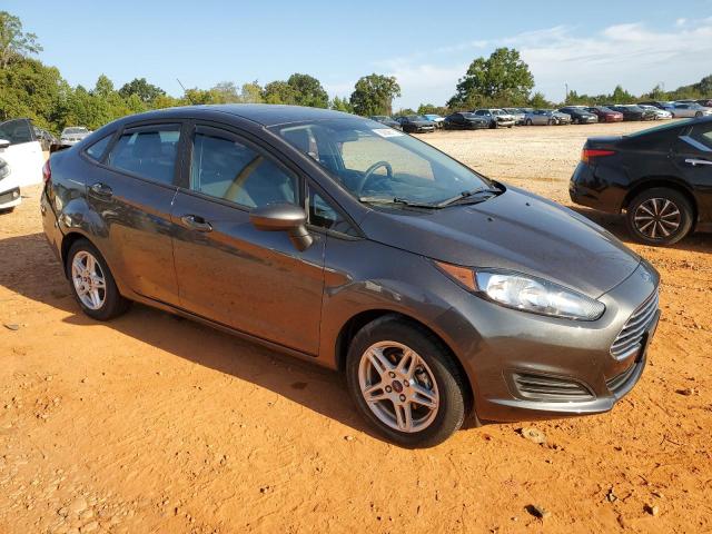 3FADP4BJ7HM156786 - 2017 FORD FIESTA SE GRAY photo 4