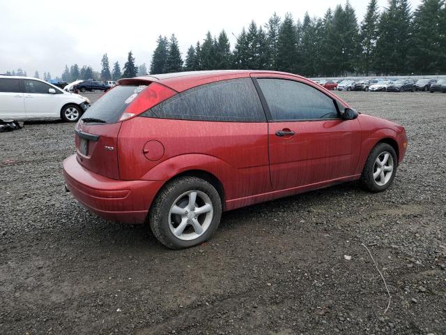 3FAFP31N85R151876 - 2005 FORD FOCUS ZX3 RED photo 3