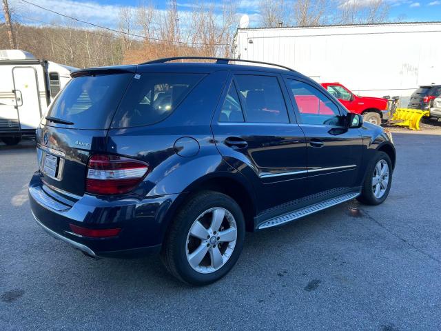 4JGBB8GB8AA584860 - 2010 MERCEDES-BENZ ML 350 4MATIC BLUE photo 4