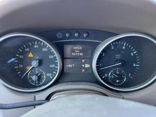 4JGBB8GB8AA584860 - 2010 MERCEDES-BENZ ML 350 4MATIC BLUE photo 8