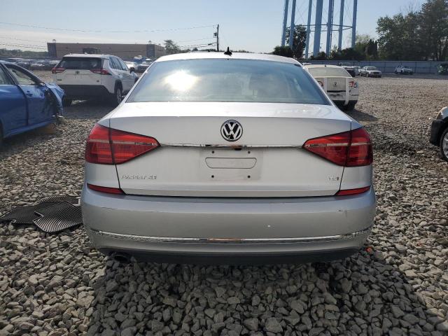 1VWBT7A36GC011740 - 2016 VOLKSWAGEN PASSAT SE SILVER photo 6