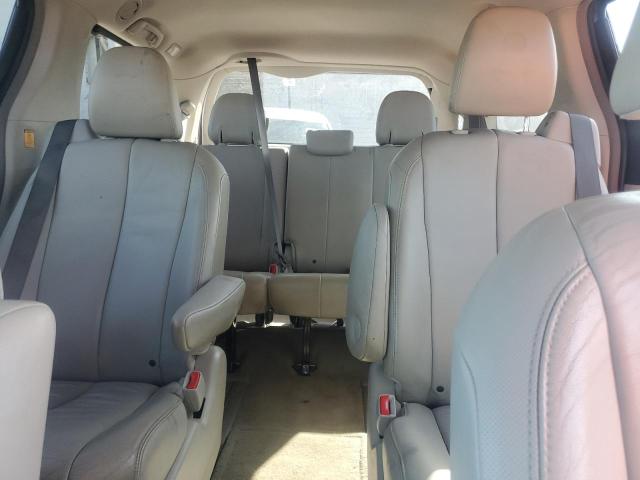 5TDDK3DC3DS049357 - 2013 TOYOTA SIENNA XLE GRAY photo 10