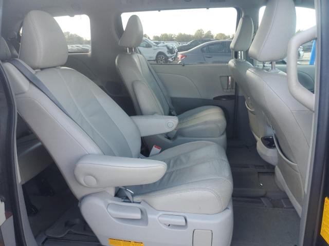 5TDDK3DC3DS049357 - 2013 TOYOTA SIENNA XLE GRAY photo 11