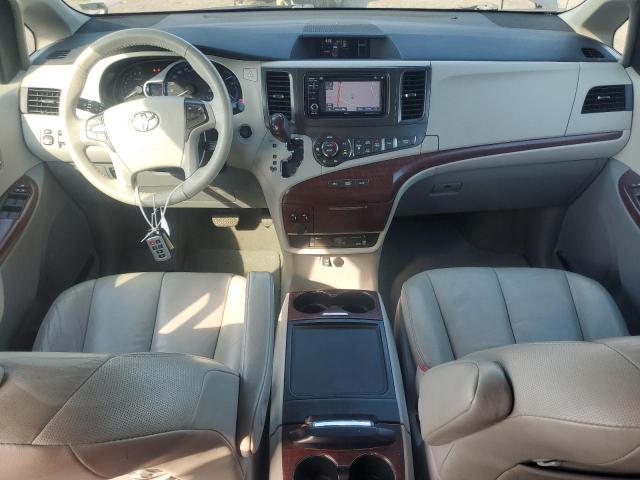 5TDDK3DC3DS049357 - 2013 TOYOTA SIENNA XLE GRAY photo 8