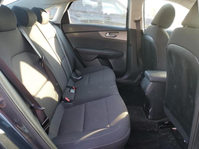 3KPF24AD0KE019638 - 2019 KIA FORTE FE GRAY photo 10