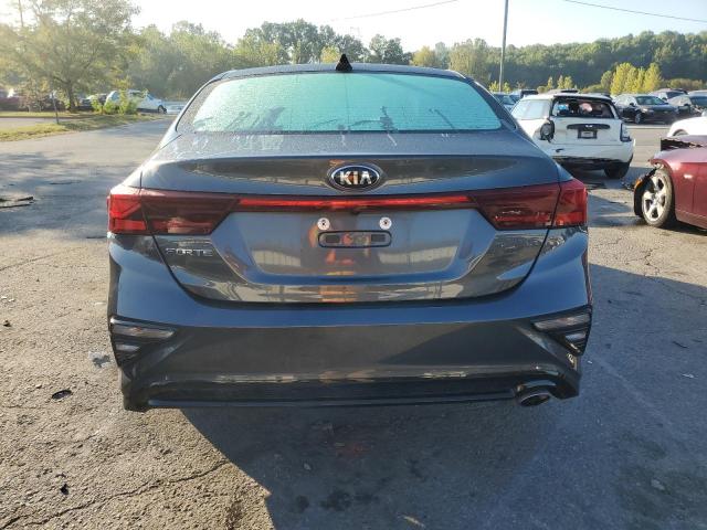 3KPF24AD0KE019638 - 2019 KIA FORTE FE GRAY photo 6