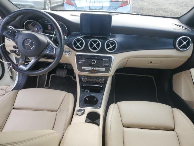 WDDSJ4GB1JN526667 - 2018 MERCEDES-BENZ CLA 250 4MATIC WHITE photo 8