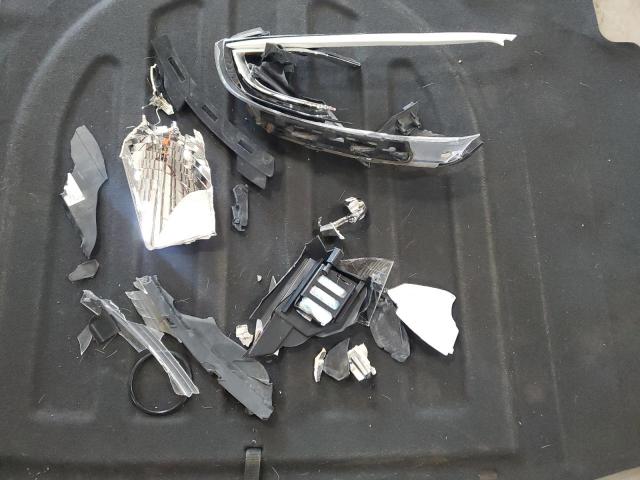 KMHCT4AE7GU071605 - 2016 HYUNDAI ACCENT SE WHITE photo 12