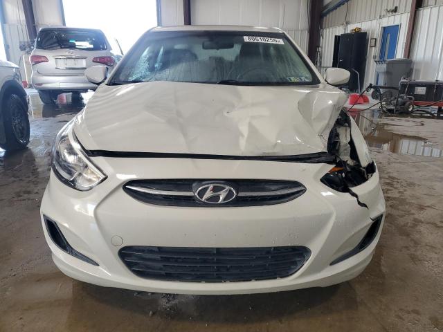 KMHCT4AE7GU071605 - 2016 HYUNDAI ACCENT SE WHITE photo 5