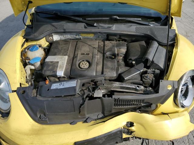 3VWJP7AT2DM623329 - 2013 VOLKSWAGEN BEETLE YELLOW photo 11