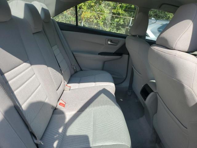 4T1BF1FK9HU330192 - 2017 TOYOTA CAMRY LE GRAY photo 10