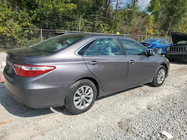 4T1BF1FK9HU330192 - 2017 TOYOTA CAMRY LE GRAY photo 3