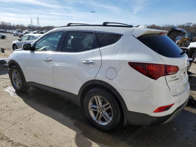 5XYZU3LB2JG540990 - 2018 HYUNDAI SANTA FE S WHITE photo 2