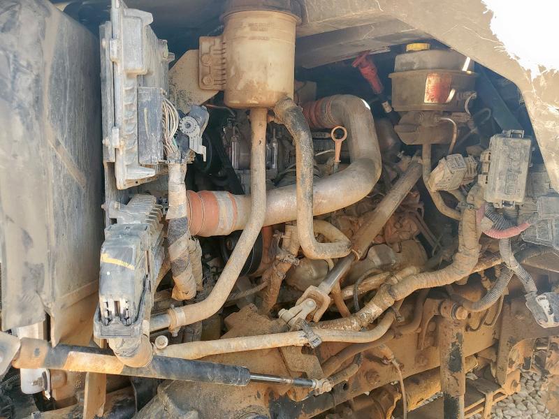 1HTKJPVM0KH393824 - 2019 CHEVROLET SILVERADO Ağ foto 7