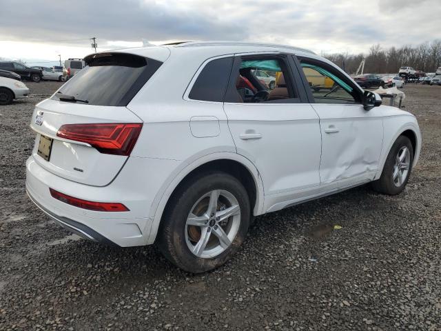 WA1AAAFY2M2019688 - 2021 AUDI Q5 PREMIUM WHITE photo 3