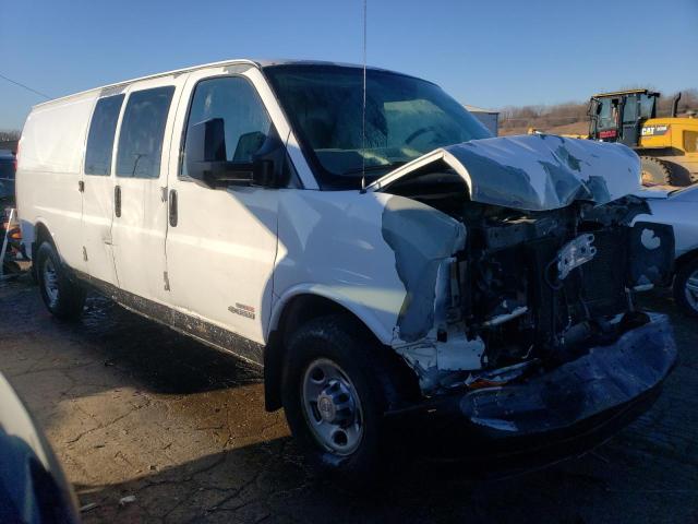 1GCHG392461125672 - 2006 CHEVROLET EXPRESS G3 WHITE photo 4