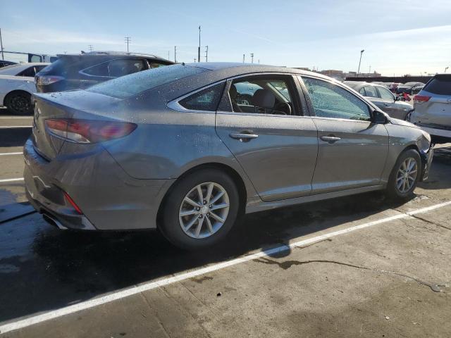 5NPE24AF2JH682765 - 2018 HYUNDAI SONATA SE GRAY photo 3