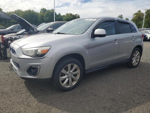 2013 MITSUBISHI OUTLANDER ES, 