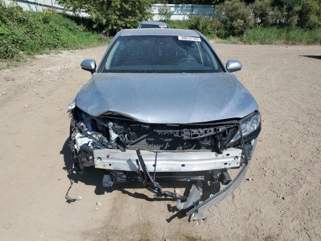 JTNB11HK5J3023061 - 2018 TOYOTA CAMRY L SILVER photo 5