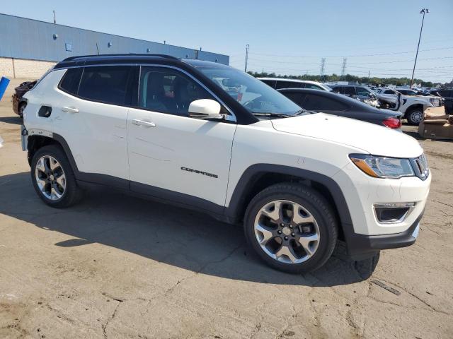 3C4NJDCB8JT433240 - 2018 JEEP COMPASS LIMITED أبيض صورة 4