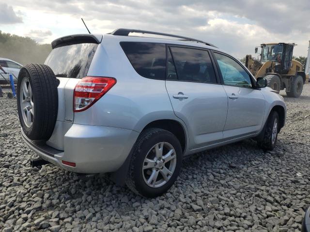 2T3BF4DVXCW226079 - 2012 TOYOTA RAV4 银色 照片 3