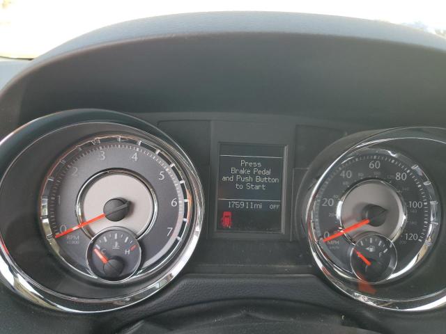 2C4RC1CG5GR149503 - 2016 CHRYSLER TOWN & COU TOURING L WHITE photo 9