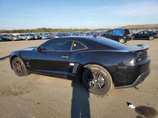 2G1FA1E38F9308637 - 2015 CHEVROLET CAMARO LS BLACK photo 2