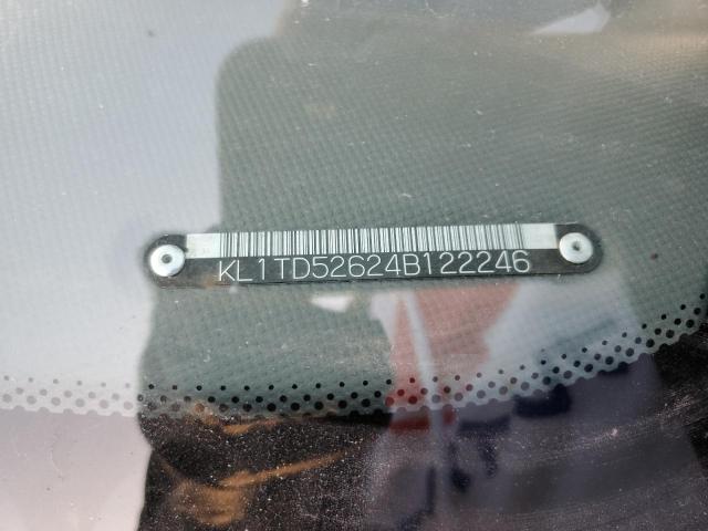 KL1TD52624B122246 - 2004 CHEVROLET AVEO SILVER photo 12