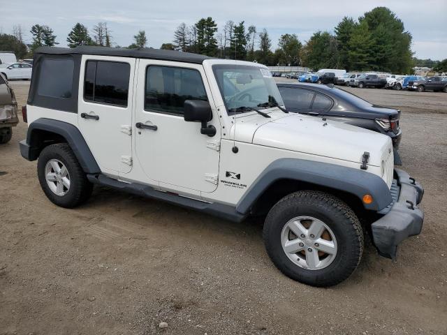 1J4GA39157L101935 - 2007 JEEP WRANGLER X WHITE photo 4
