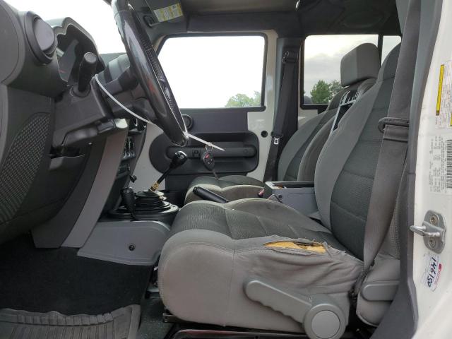 1J4GA39157L101935 - 2007 JEEP WRANGLER X WHITE photo 7