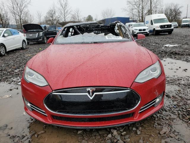 5YJSA1H18EFP37819 - 2014 TESLA MODEL S RED photo 5