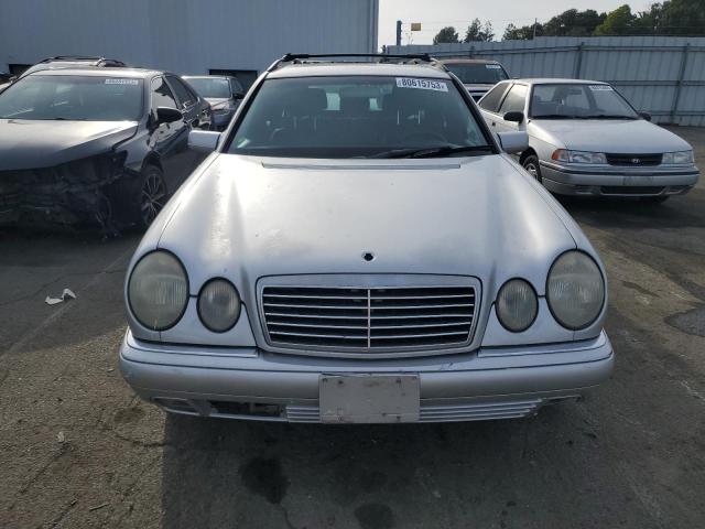 WDBJH65FXXA747184 - 1999 MERCEDES-BENZ E 320 SILVER photo 5