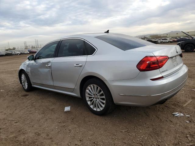 1VWBT7A39GC006337 - 2016 VOLKSWAGEN PASSAT SE SILVER photo 2