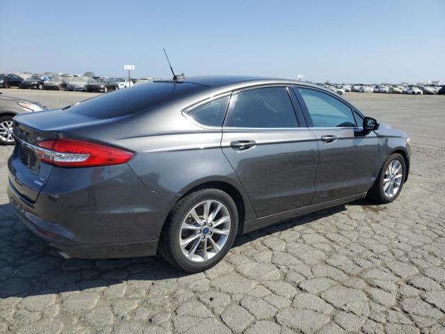 3FA6P0HD6HR416715 - 2017 FORD FUSION SE GRAY photo 3