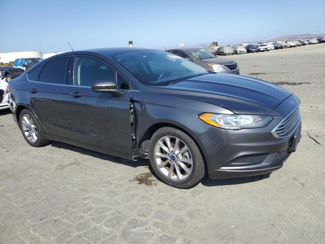 3FA6P0HD6HR416715 - 2017 FORD FUSION SE GRAY photo 4