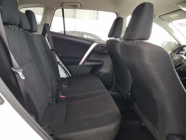 JTMBFREV6JD250756 - 2018 TOYOTA RAV4 LE თეთრი ფოტო 11
