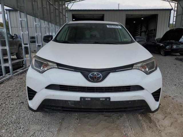 JTMBFREV6JD250756 - 2018 TOYOTA RAV4 LE თეთრი ფოტო 5