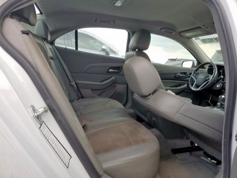 1G11D5SL5FF318059 - 2015 CHEVROLET MALIBU 2LT WHITE photo 10